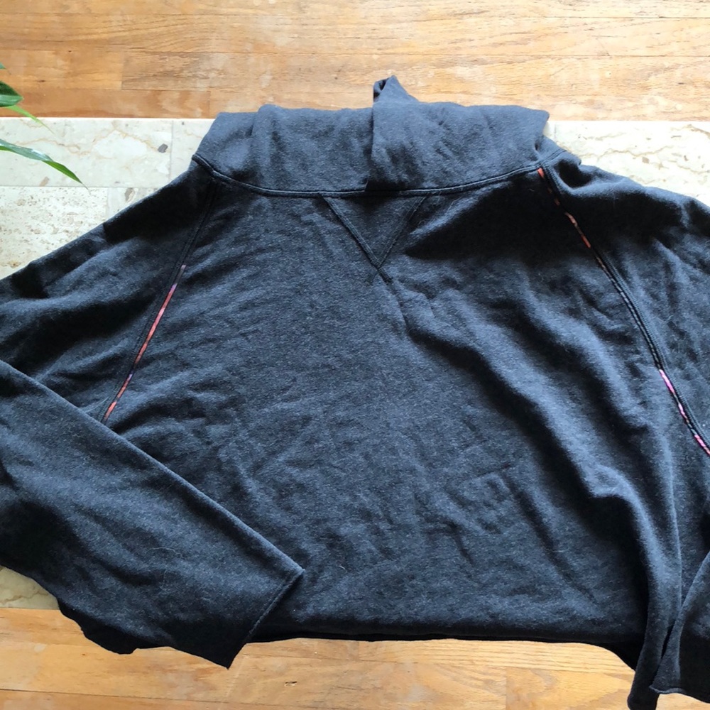 Lululemon Cropped Hoodie